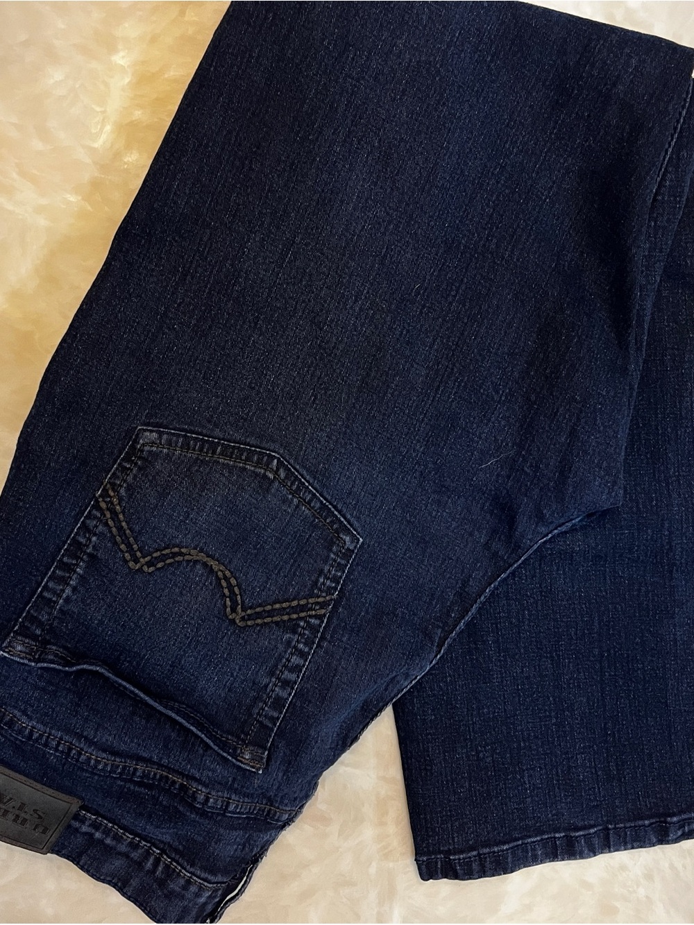 🎬 50% Flash Sale 😎 EUC - Men's Straight Jeans in Dark Indigo, Size 38x31 - Picture 4 of 8